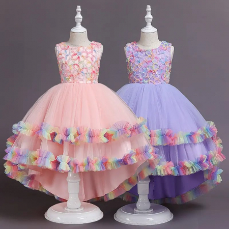 Rochie roz de ocazie cu aplicatii si straturi de tulle [2]