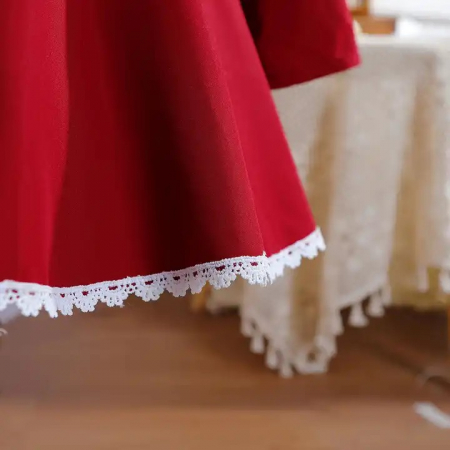 Rochie bordo cu fundite, volane si broderie [4]