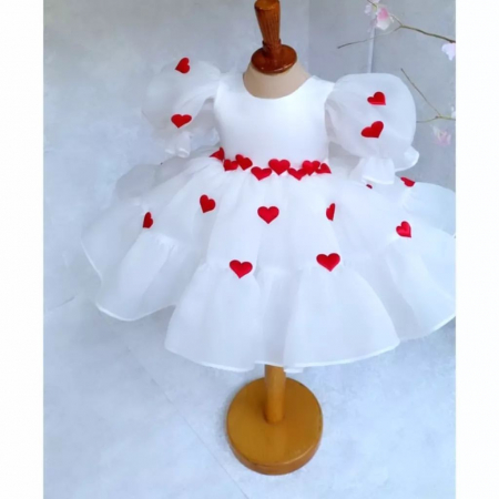 Rochițe de ocazie - Rochie alba de ocazie cu inimioare