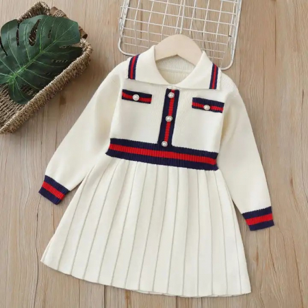 Rochițe toamnă - iarnă - Rochie tricotata alba cu dungi