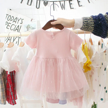 Rochie roz de botez cu trandafir in talie si tulle [2]