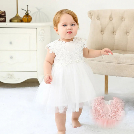 Botez - Rochie alba de botez cu floricele aplicate si tulle