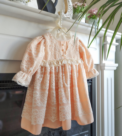 Premium - Rochita Botez Vintage Isabel