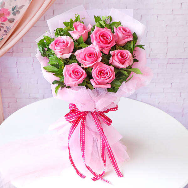 Buchet din 9 Trandafiri Roz pentru Ea [2]