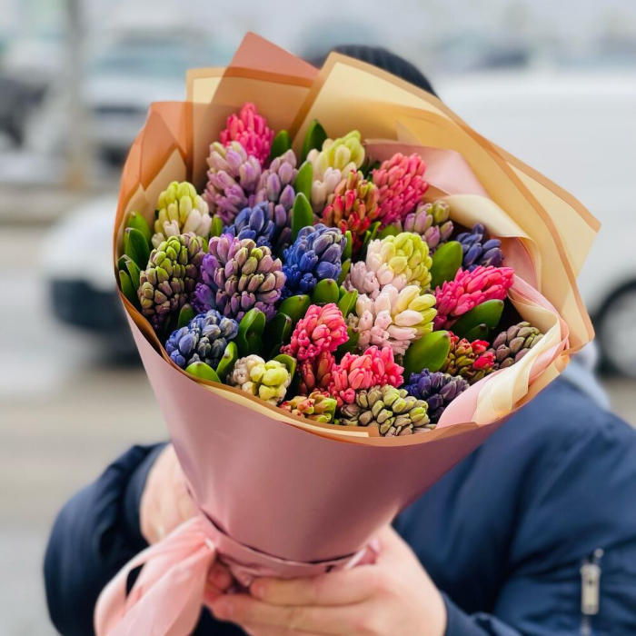 Buchet din 25 Zambile Multicolore [6]