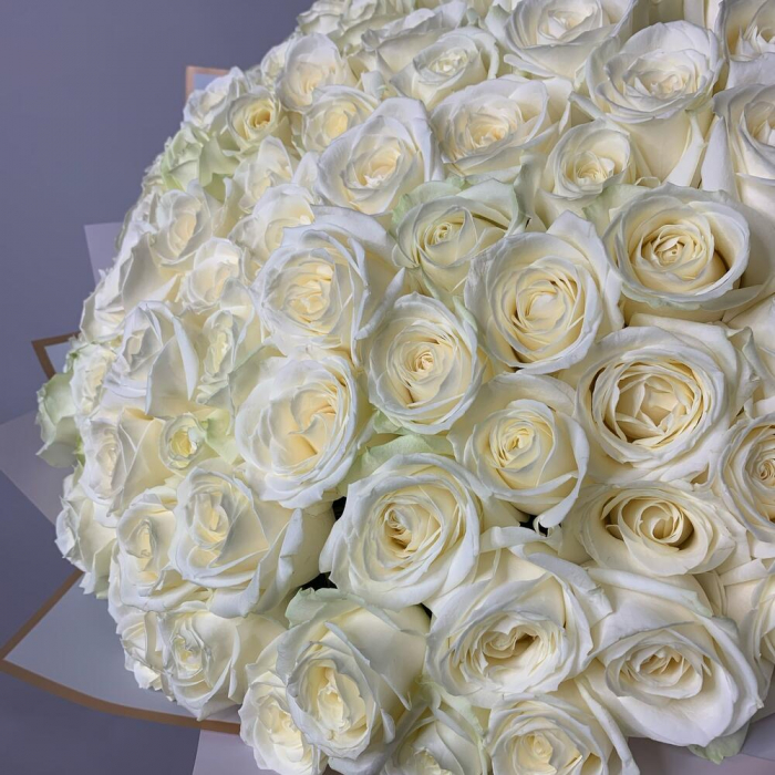 Buchet din 101 Trandafiri Albi [3]