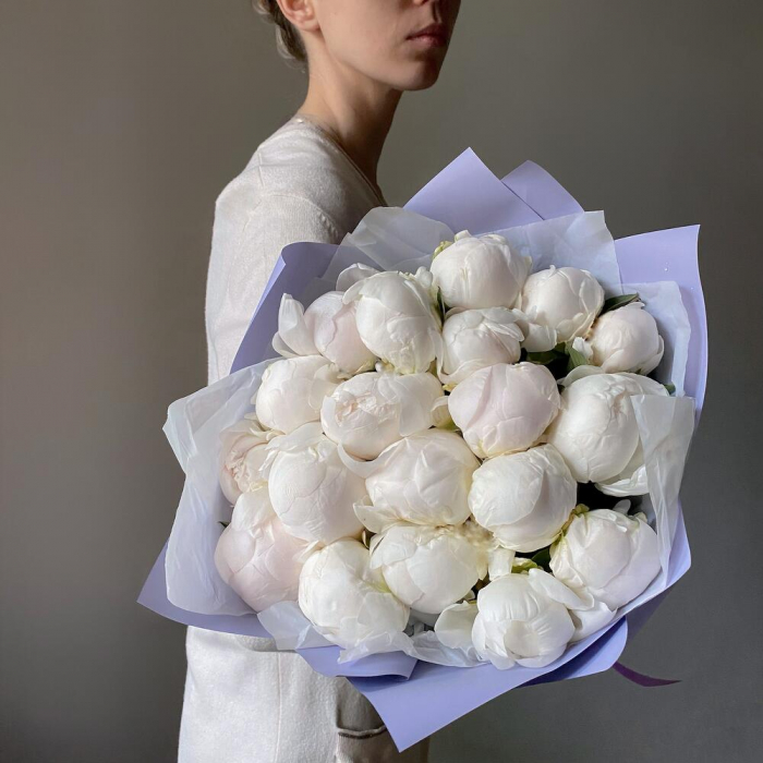Buchet din 19 Bujori Albi [6]