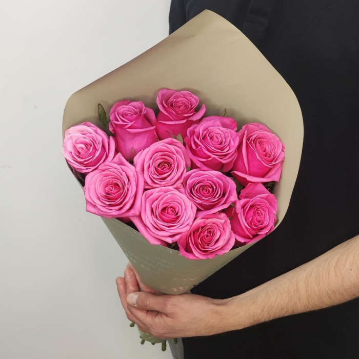 Buchet din 11 Trandafiri Roz [2]