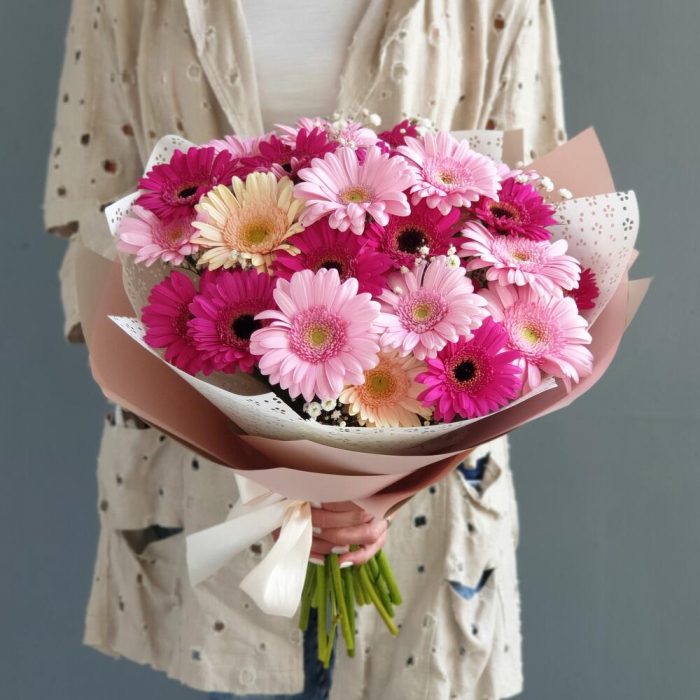 Buchet din 25 Gerbere Roz-Fuchsia București [3]