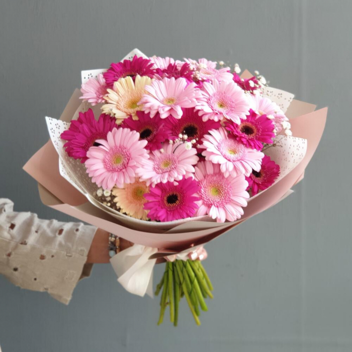 Buchet din 25 Gerbere Roz-Fuchsia București [5]