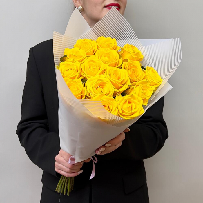 Buchet din 15 Trandafiri Galbeni [3]