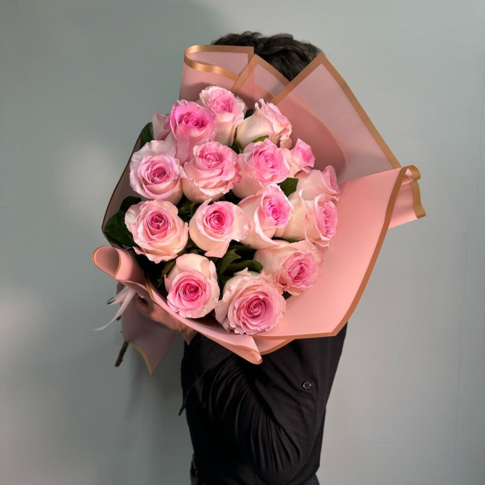 Buchet din 15 Trandafiri Roz-Pal [6]