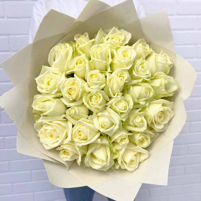 Buchet din 29 Trandafiri Albi [4]
