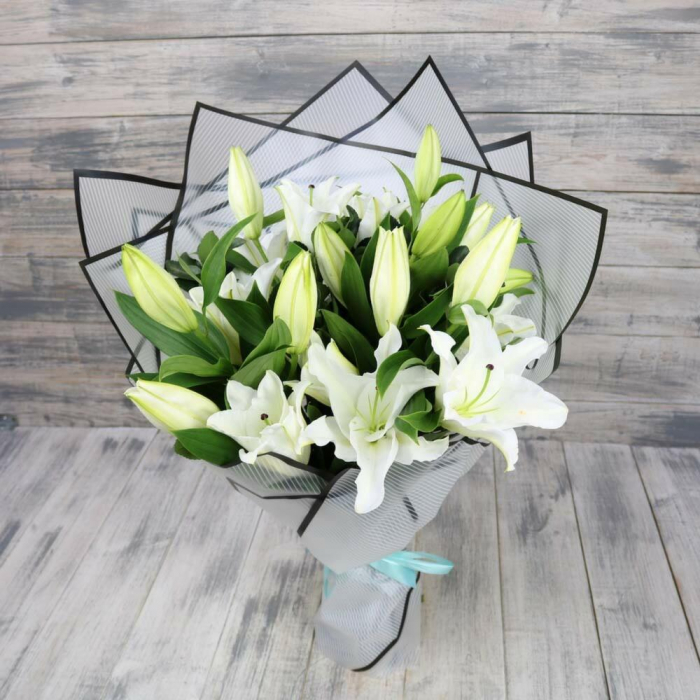 Buchet din Crini Imperiali [3]