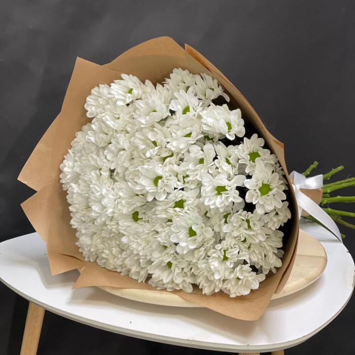 Buchet din 15 Crizanteme Albe [5]