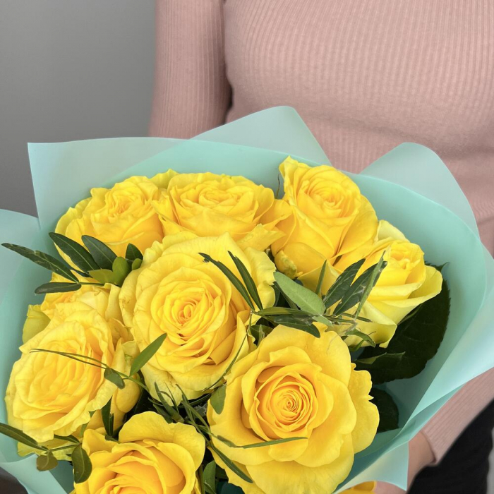 Buchet din 9 Trandafiri Galbeni [4]