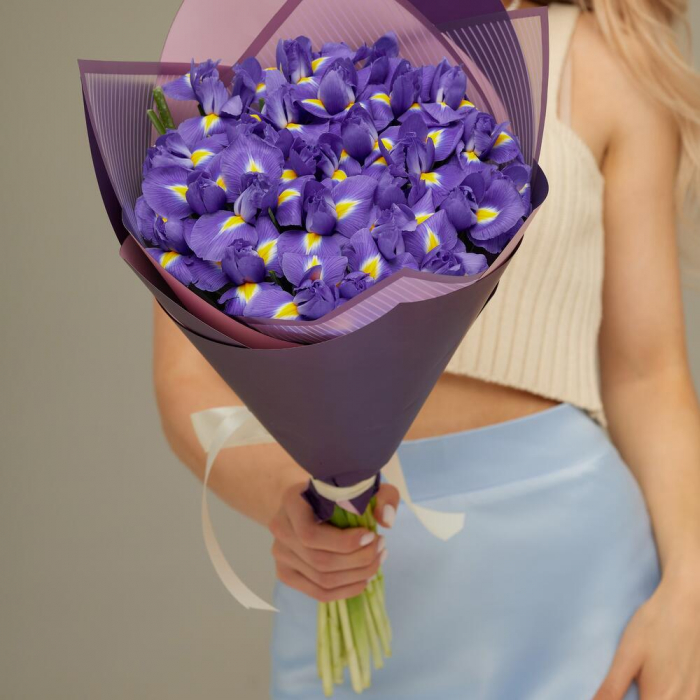 Buchet din 19 Iriși Mov [6]