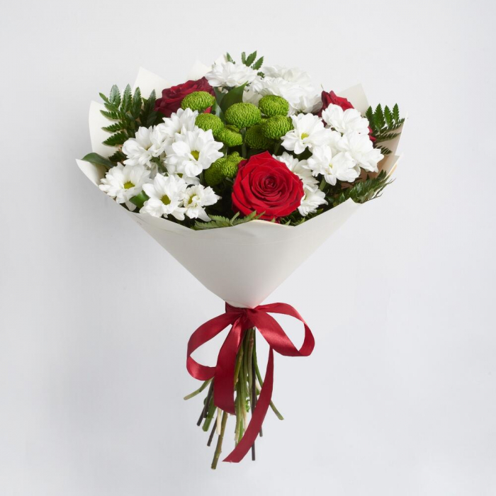 Buchet Mixt cu Trandafiri de Sf. Andrei [3]