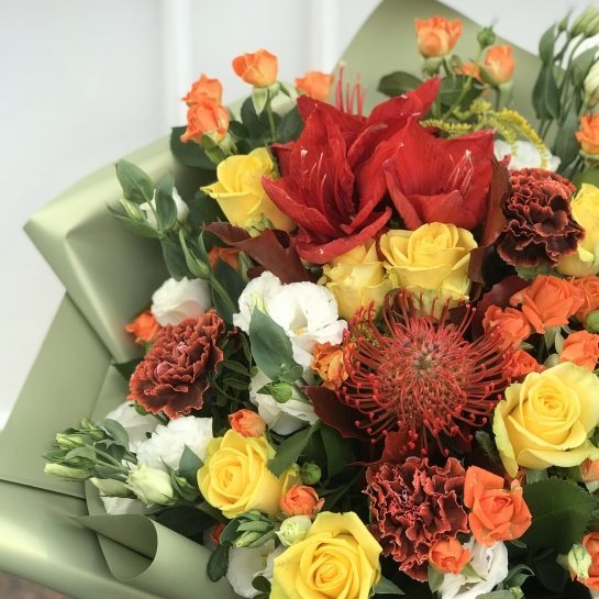Buchet Elegant cu Amaryllis și Trandafir Penny Lane [2]