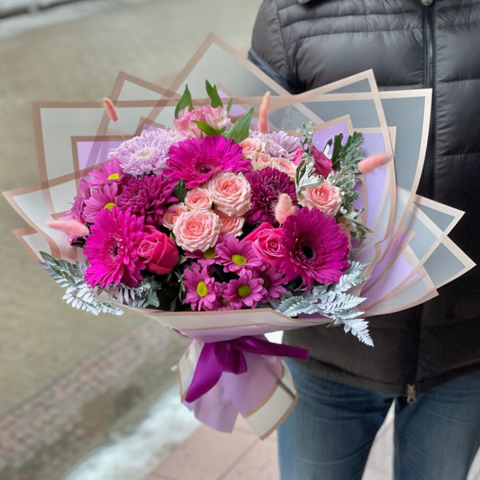 Buchet Roz-Fuchsia din Flori Mixte București [4]