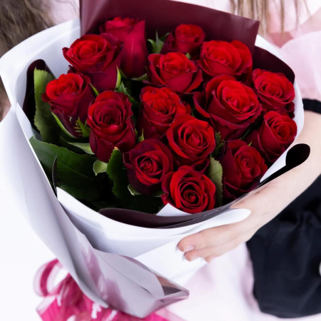 Buchet cu 15 Trandafiri Roșii de Olanda [1]