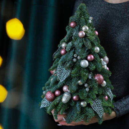 Brad de Crăciun Argintiu cu Roz [3]