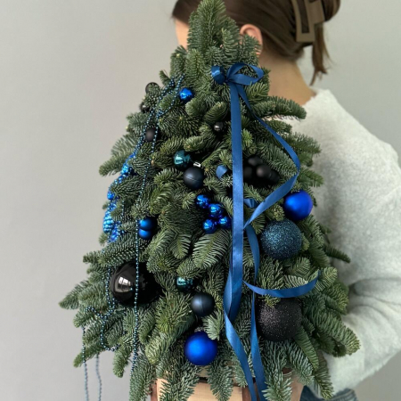 Brad Natural cu Globuri și Decor Albastru [3]
