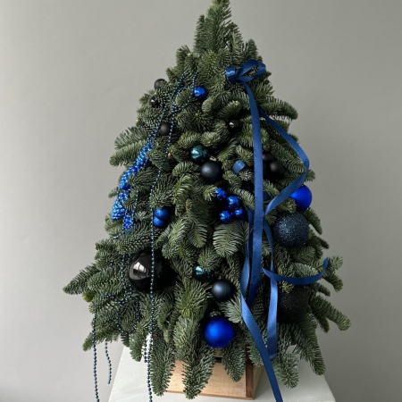 Brad Natural cu Globuri și Decor Albastru [1]