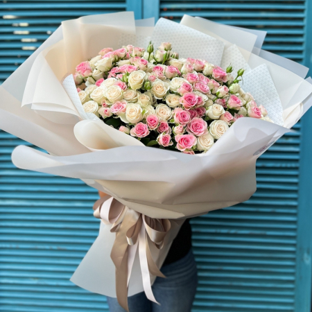 Buchete din Mini Trandafiri (Tross) - Buchet de 31 de trandafiri spray Sophie și Good Mood