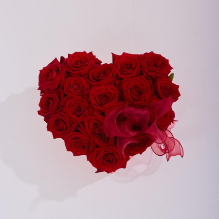 Aranjament cu Trandafiri Roșii pentru 14 februarie, Ziua Îndrăgostiților [1]