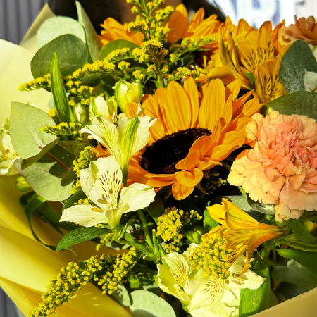 Buchet de Toamnă cu Alstroemeria și Floarea Soarelui [2]