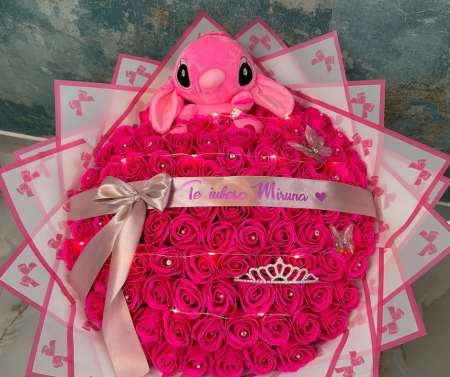 Buchete din Trandafiri de Săpun - Buchet din 101 Trandafiri de Săpun cu Stitch