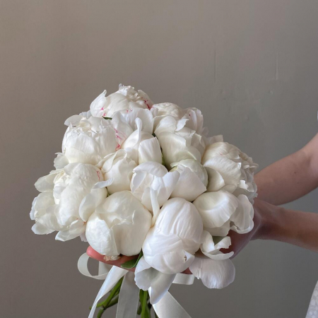 Buchet din 11 Bujori Albi [3]