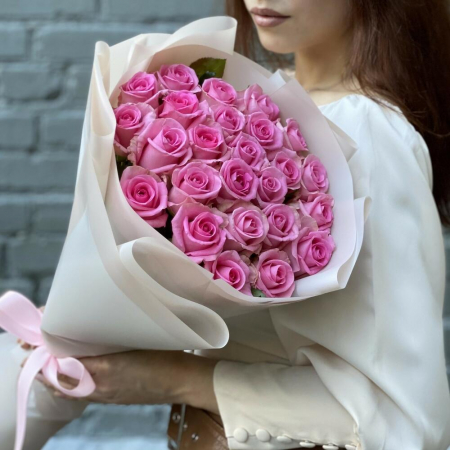 Buchet din 25 Trandafiri Roz [1]