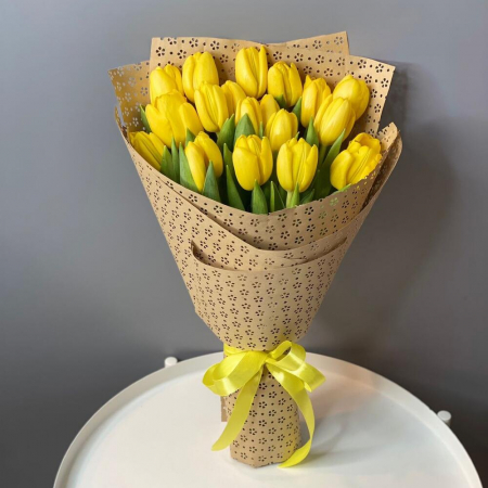 Buchete din Lalele - Buchet din 19 Lalele Galbene