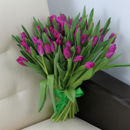 Buchete din Lalele - Buchet din 51 Lalele Mov