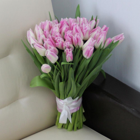 Buchete din Lalele - Buchet din 51 Lalele Roz