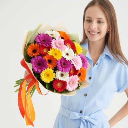 Buchete din Gerbera - Buchet din 21 Mini-Gerbere Multicolore București