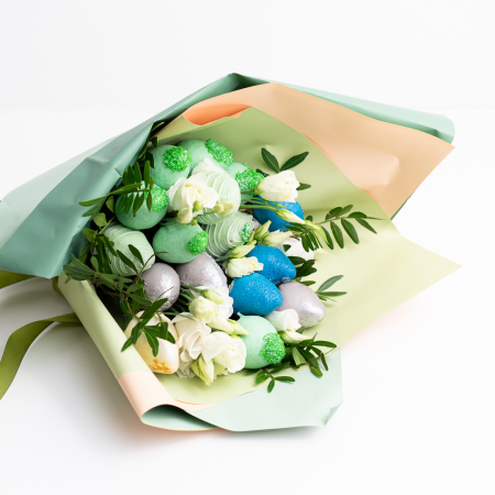 Buchete Comestibile - Buchet din Capsuni in Ciocolata – Paste Fericit