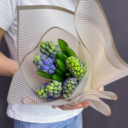 Buchet din Zambile (5 Fire) [2]