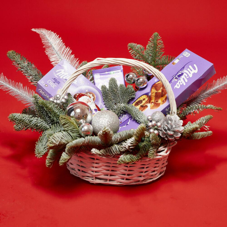 Coșuri de Anul Nou - Coș cu Produse Milka de Anul Nou