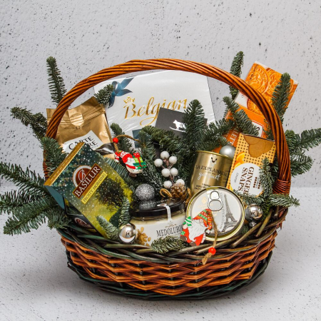 Coșuri de Anul Nou - Coș cu Produse de Anul Nou