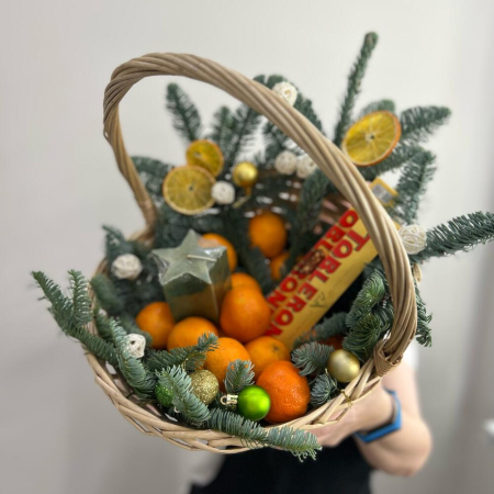 Coș cadou de Anul Nou cu Toblerone și Mandarine [1]