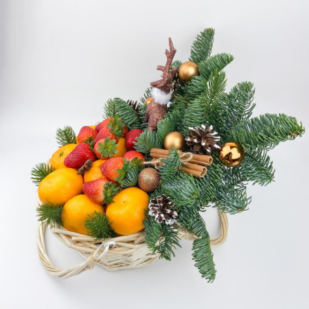 Coș de Anul Nou cu Mandarine, Căpșuni și Decor [2]