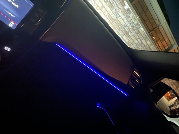 Kit retrofit lumini ambientale led RGB 64 culori pe suport acrilic cu conexiune wireless [8]