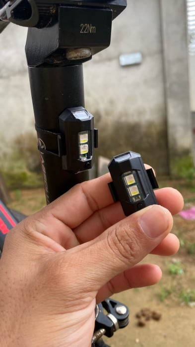 Lampile stroboscopice RGB pentru drone [2]