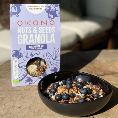 Granola Coacaze negre, caju si cocos [2]