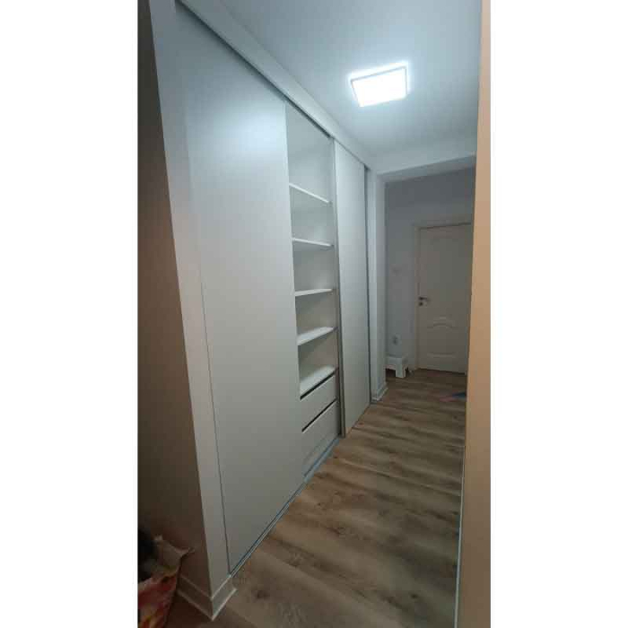 Mobilier la comanda [10]