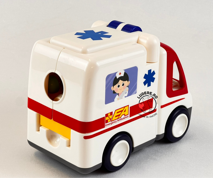 Ambulanta HOLA cu sunete lumini si personaje [6]