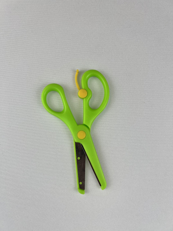 Rechizite scolare - Foarfeca cu protectie pentru copii